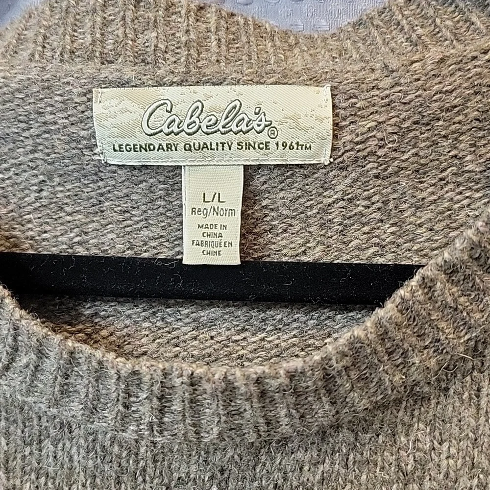 Cabela's Sweater Men's Large Green Wool Blend Shoulder Hunting Patch Size L